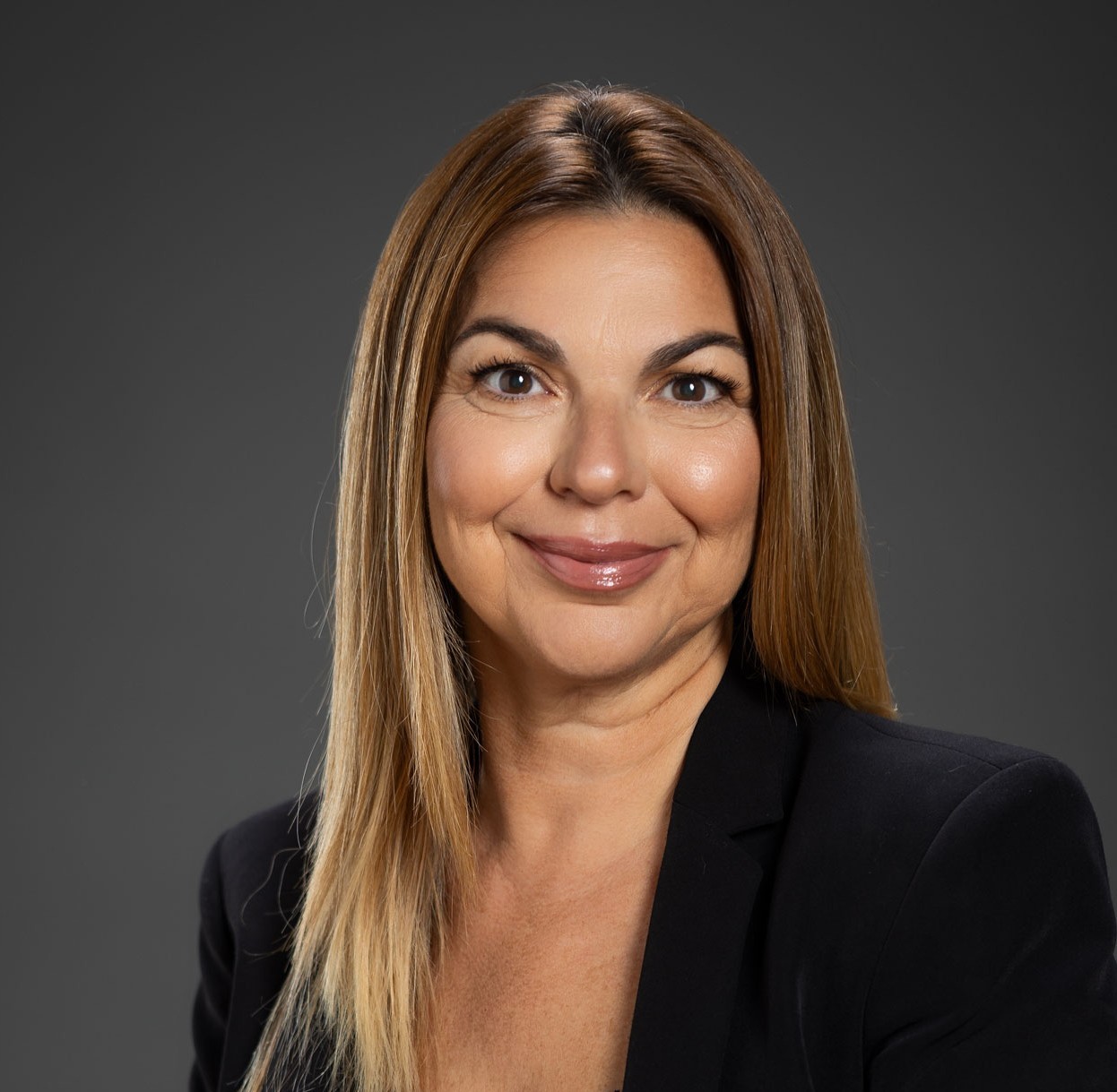 Júlia Custódio